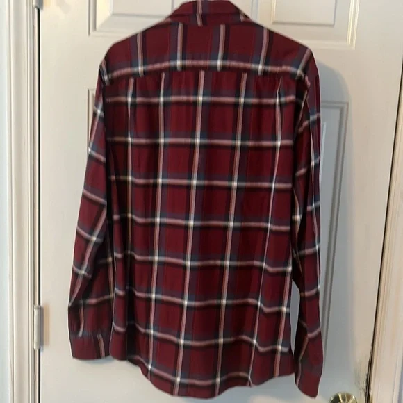 American Eagle/Super soft plaid shirt/red&blue/L/worn 1x/EUC - Picture 5 of 7